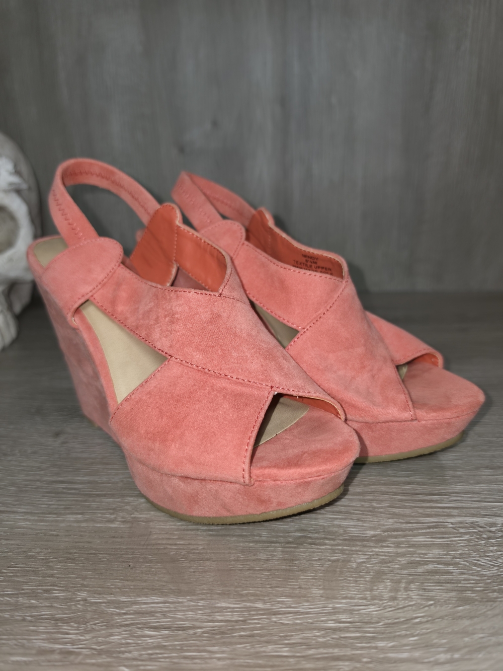 Massini Mindy Women's Coral Suede Platform Wedge Sandals Size 6.5